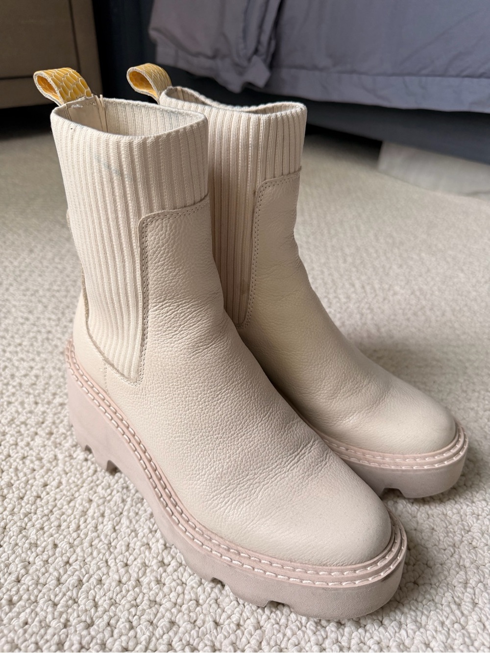 Dolce Vita Women's Cream Platform Chelsea Boots - size 7